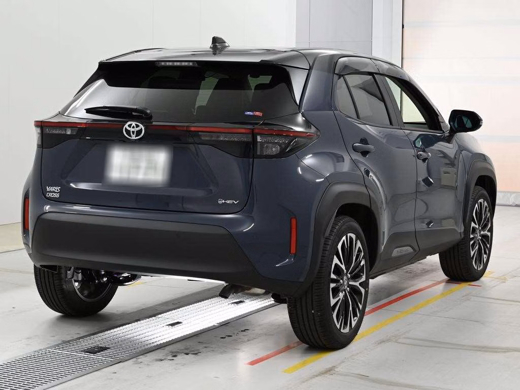 TOYOTA YARIS CROSS