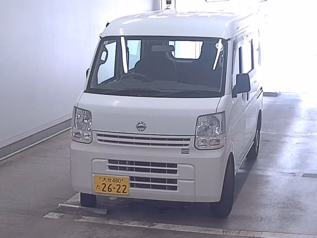 NISSAN NV100 CLIPPER