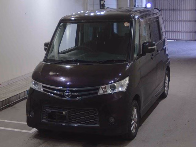 NISSAN ROOX