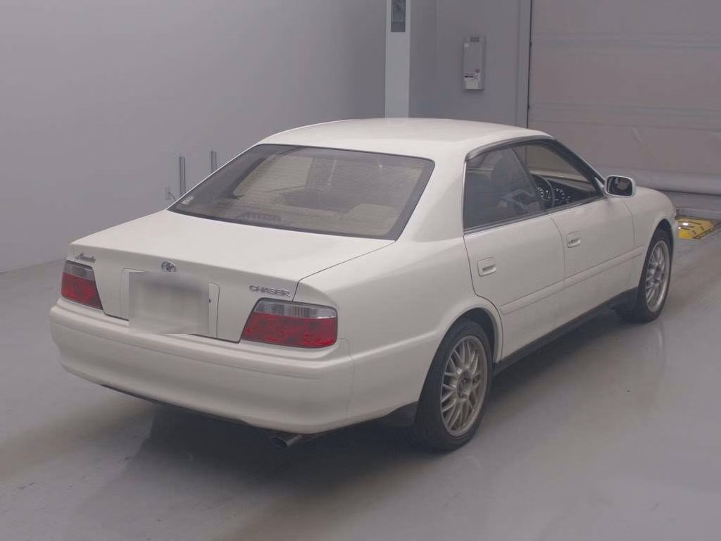 TOYOTA CHASER