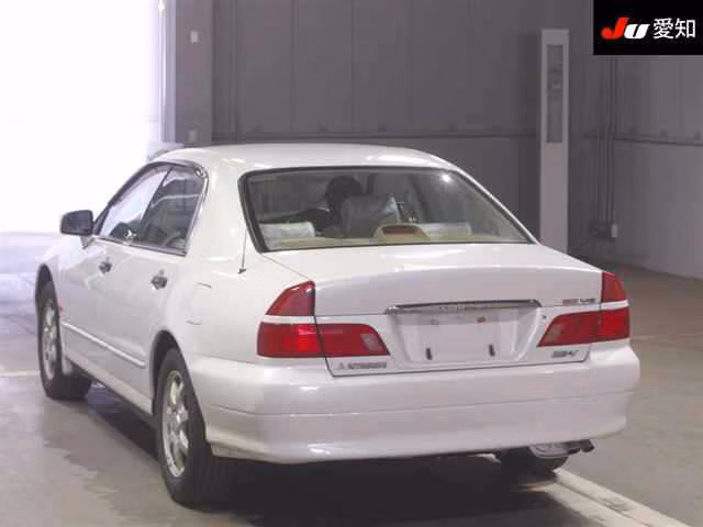 MITSUBISHI DIAMANTE