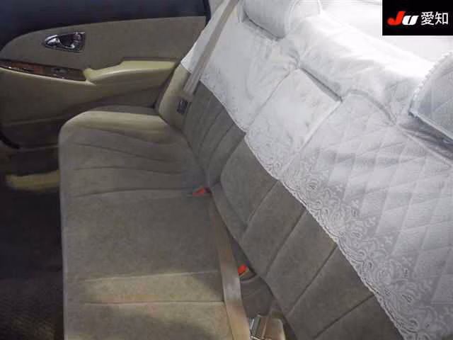 MITSUBISHI DIAMANTE