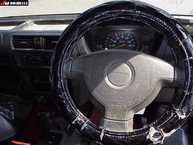 NISSAN CLIPPER