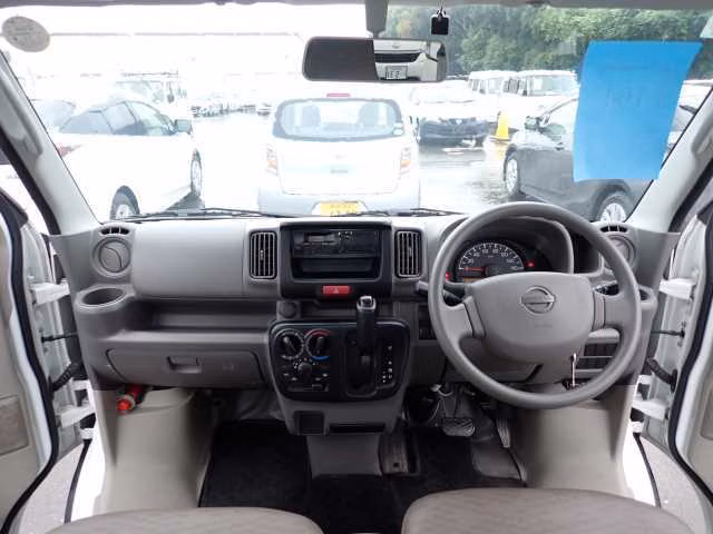 NISSAN NV100 CLIPPER