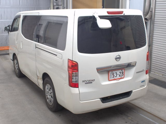 NISSAN NV350 CARAVAN