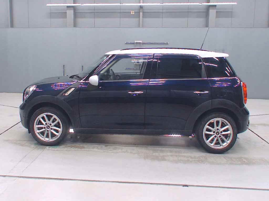 MINI CROSSOVER
