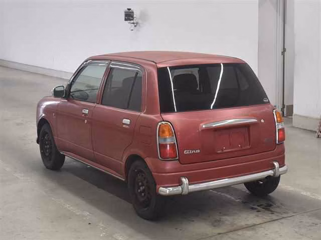 DAIHATSU MIRA GINO