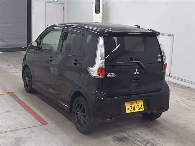 MITSUBISHI EK CUSTOM