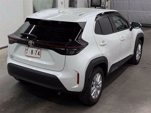 TOYOTA YARIS CROSS