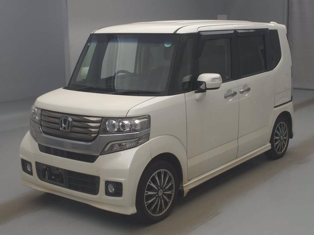 HONDA N-BOX