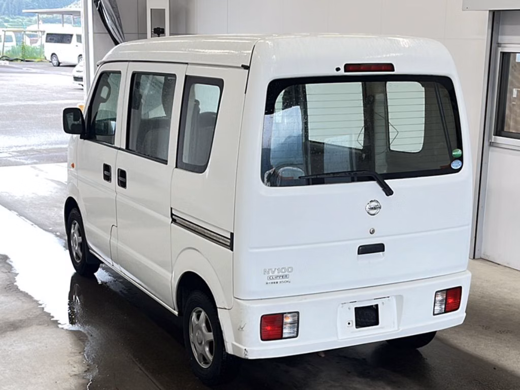 NISSAN NV100 CLIPPER