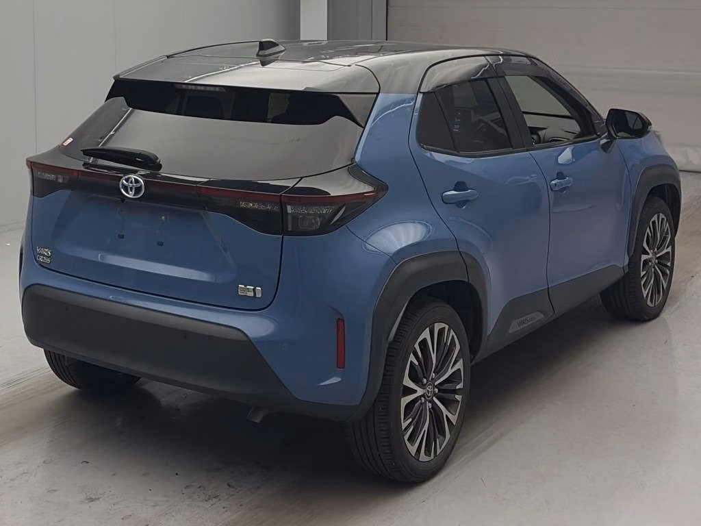 TOYOTA YARIS CROSS
