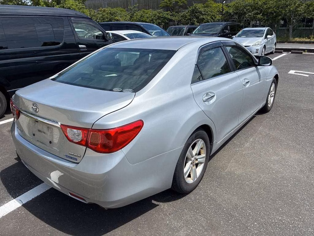 TOYOTA MARK X