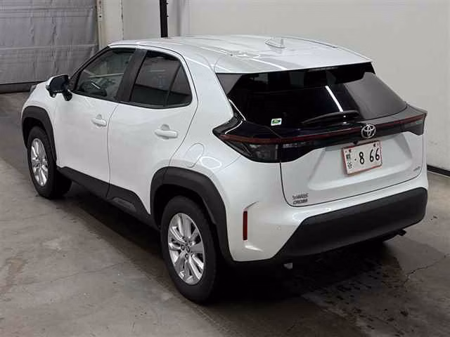 TOYOTA YARIS CROSS