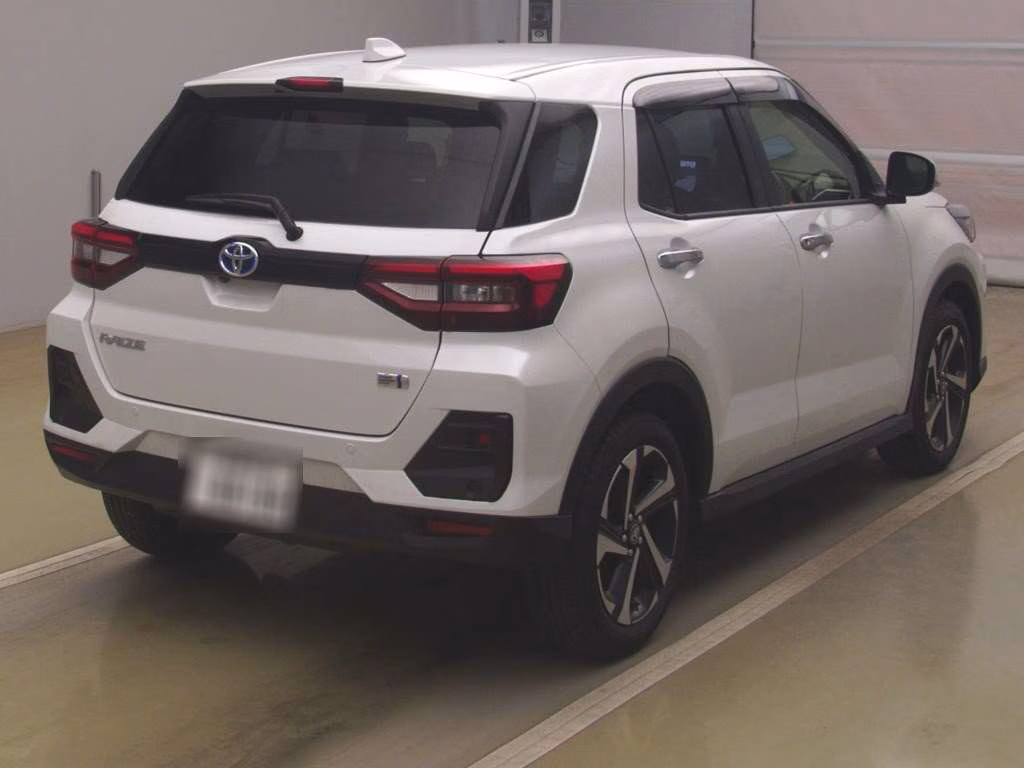 TOYOTA RAIZE