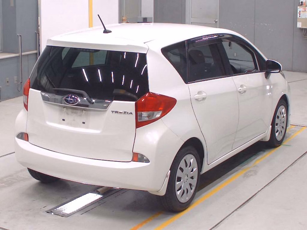 SUBARU TREZIA