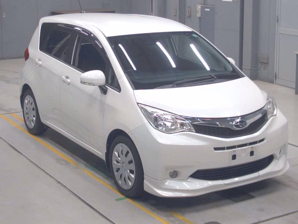 SUBARU TREZIA