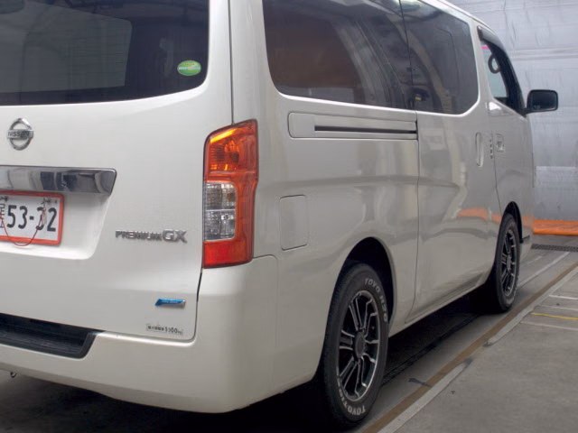 NISSAN NV350 CARAVAN