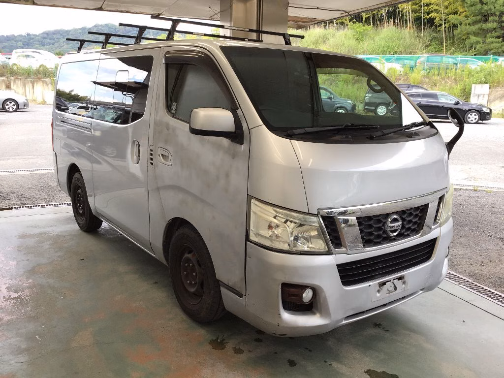 NISSAN NV350 CARAVAN