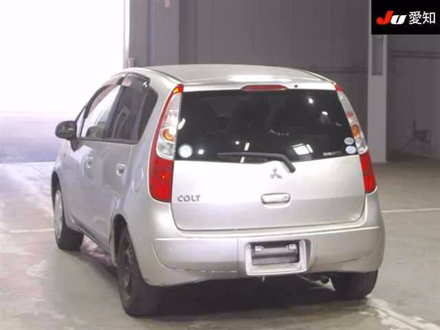 MITSUBISHI COLT