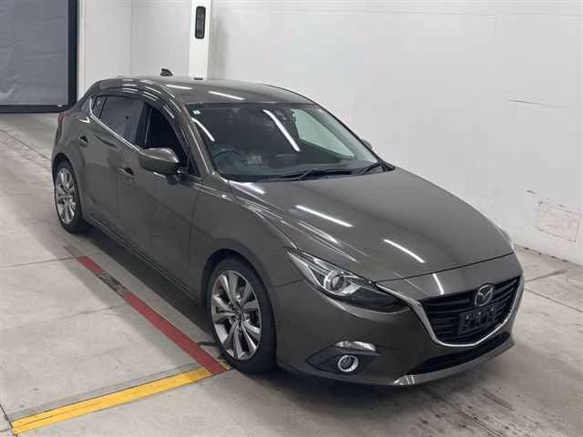 MAZDA AXELA