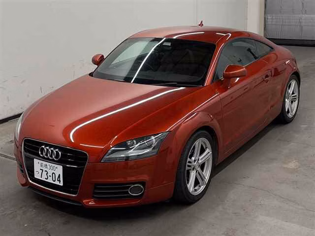 AUDI TT