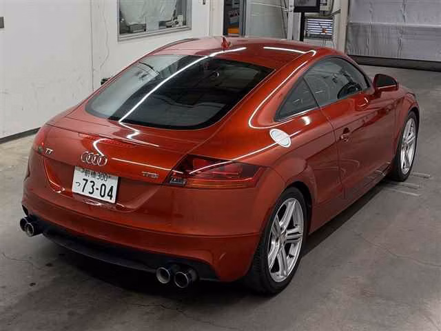 AUDI TT