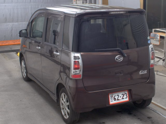DAIHATSU TANTO EXE