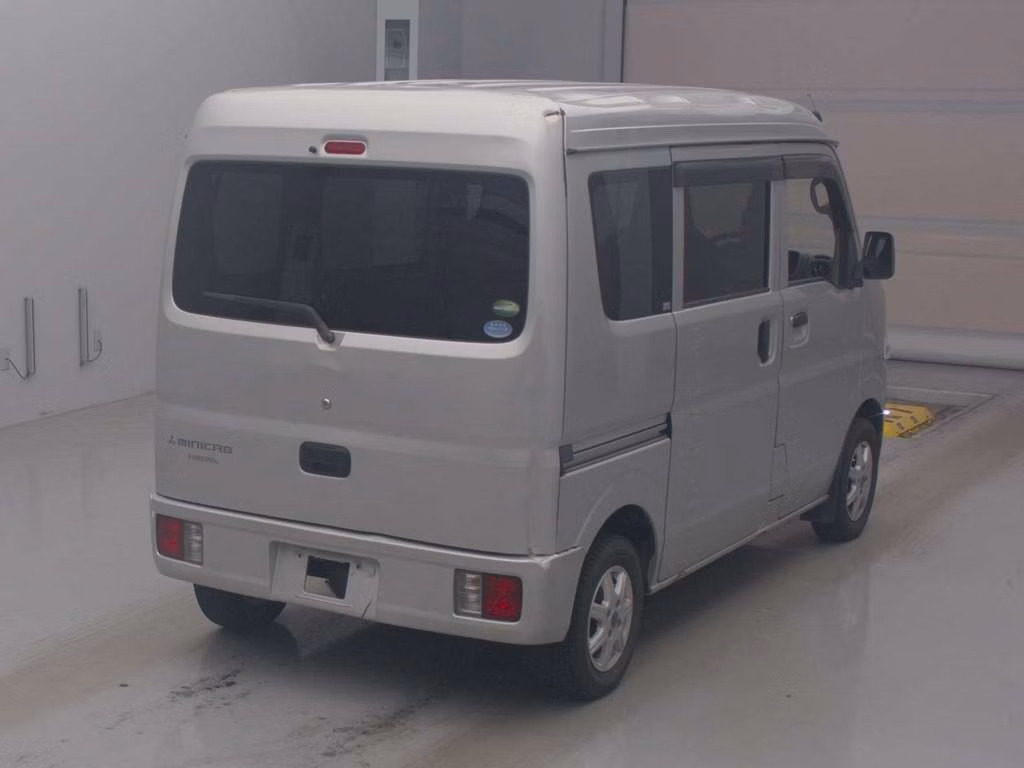 MITSUBISHI MINICAB