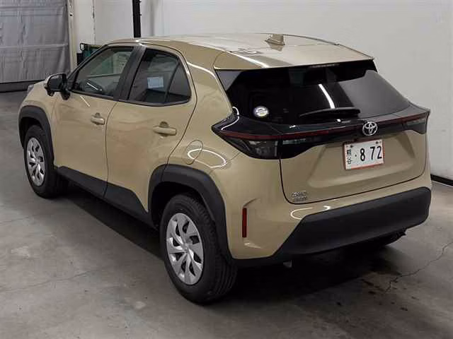 TOYOTA YARIS CROSS