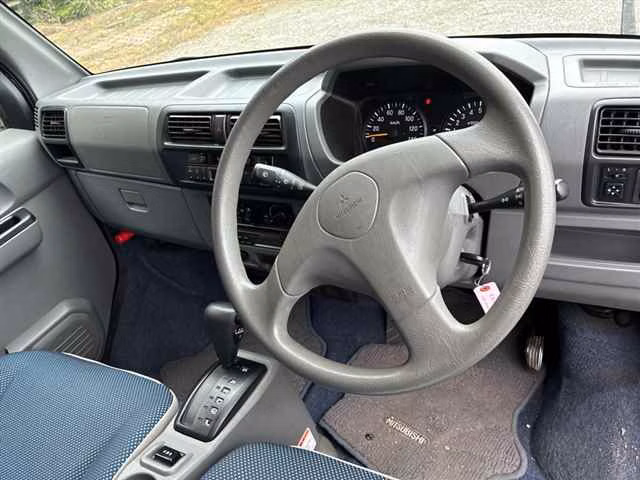 MITSUBISHI TOWN BOX