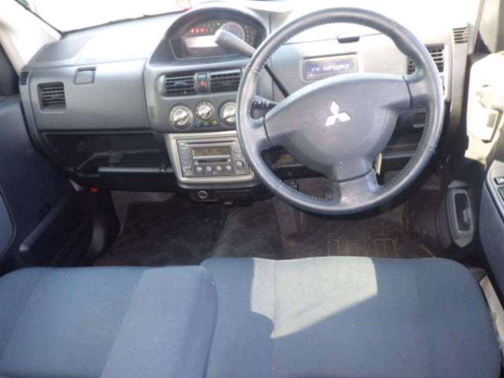 MITSUBISHI EK SPORT
