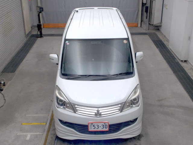 MITSUBISHI DELICA D:2
