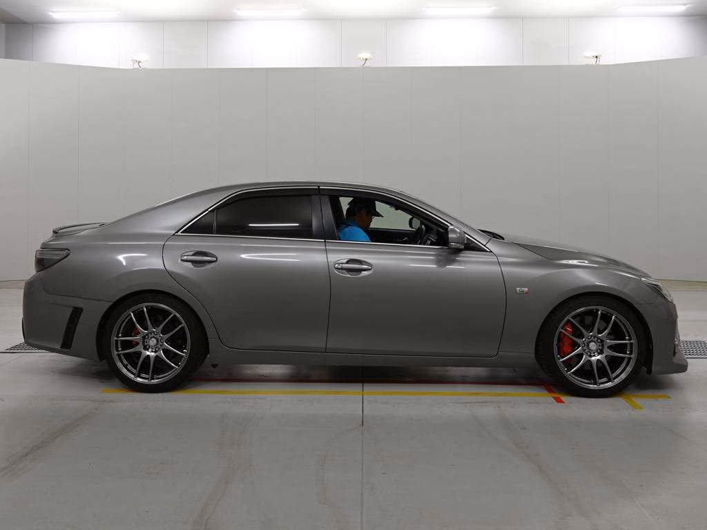 TOYOTA MARK X