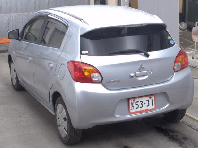 MITSUBISHI MIRAGE