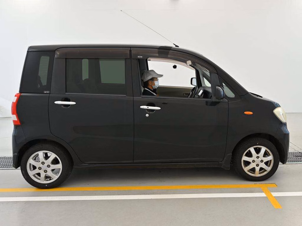 DAIHATSU TANTO EXE