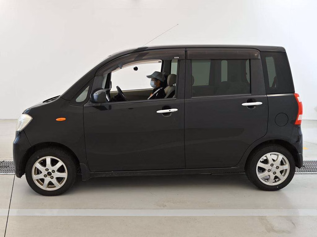 DAIHATSU TANTO EXE