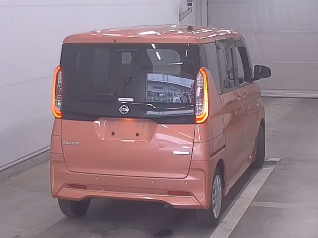 NISSAN ROOX