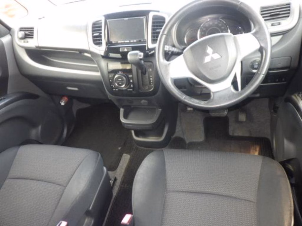 MITSUBISHI DELICA D:2