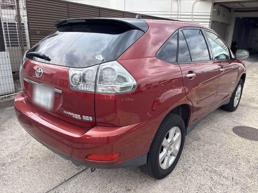 TOYOTA HARRIER