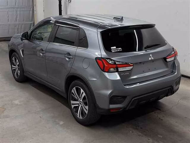 MITSUBISHI RVR