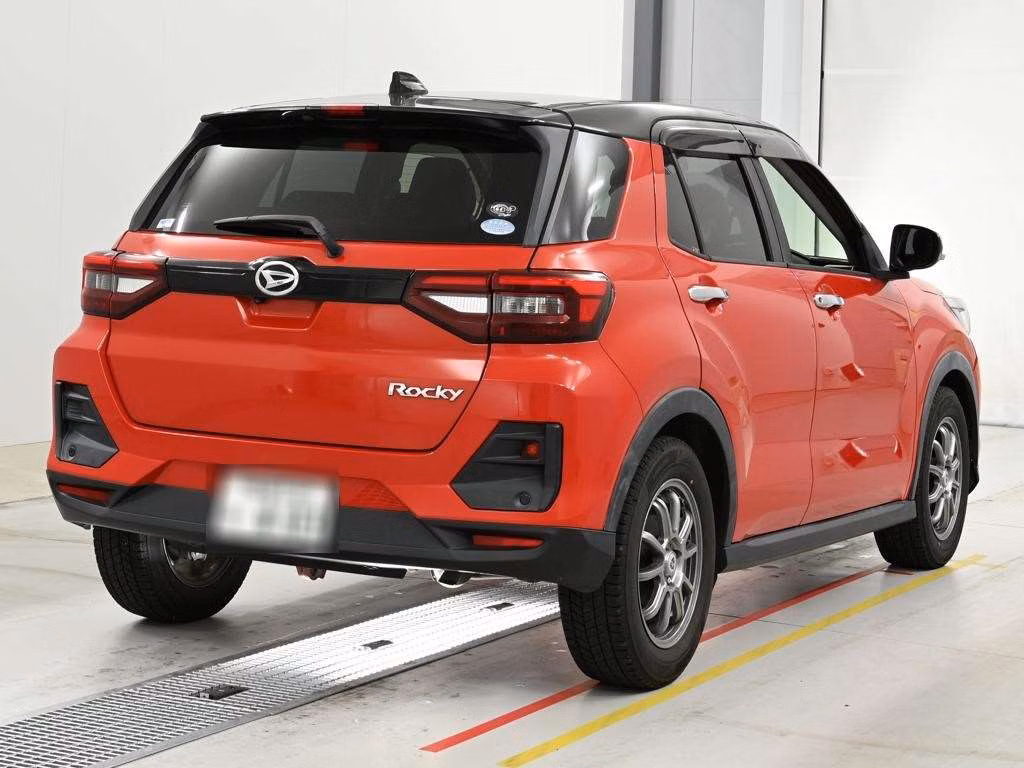 DAIHATSU ROCKY