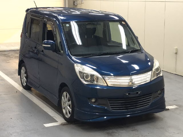 MITSUBISHI DELICA D:2