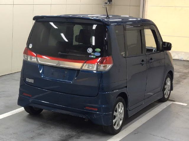 MITSUBISHI DELICA D:2