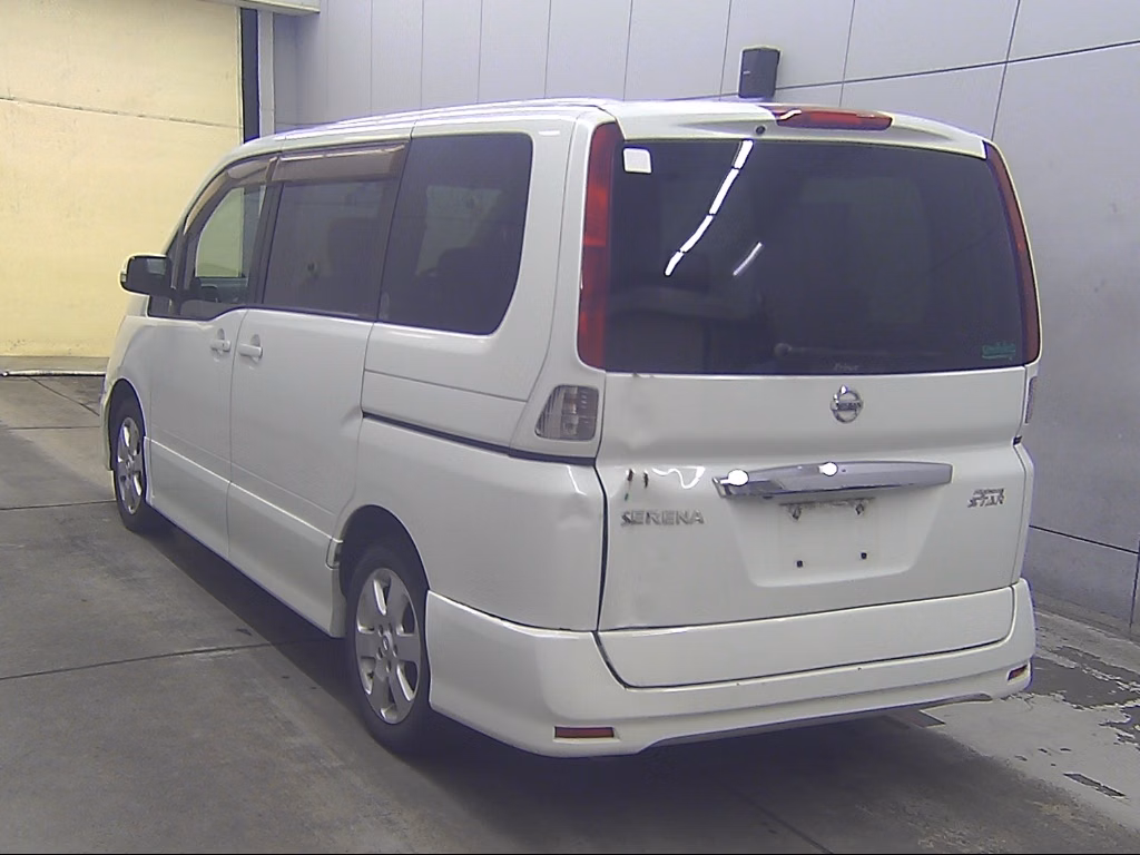 NISSAN SERENA