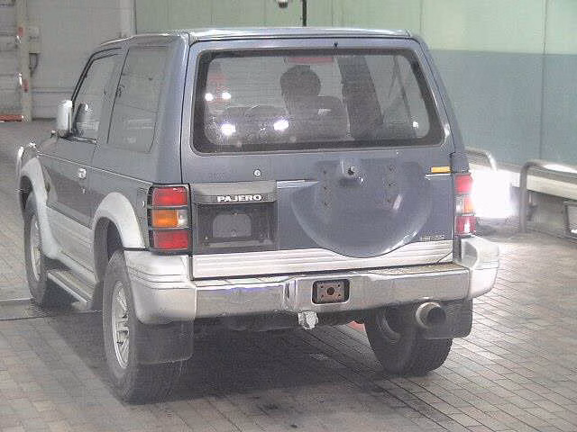 MITSUBISHI PAJERO