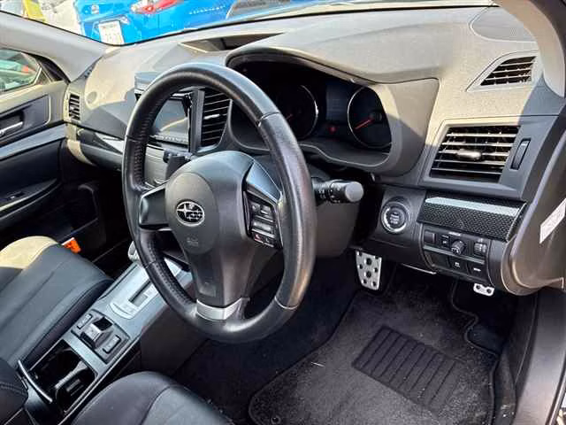 SUBARU LEGACY B4