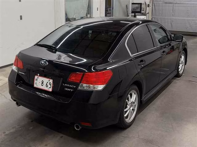 SUBARU LEGACY B4