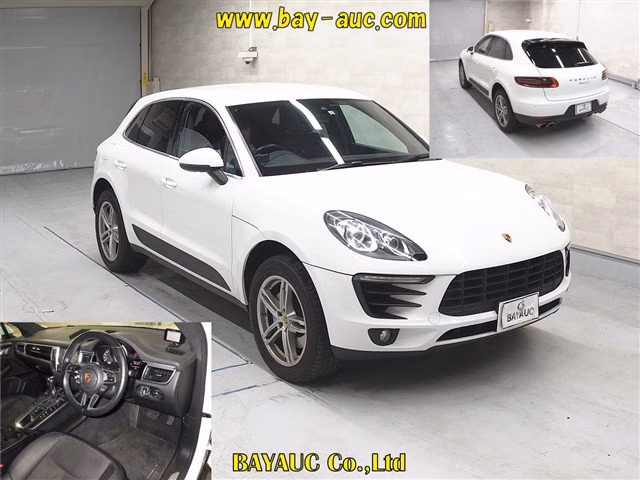 PORSCHE MACAN