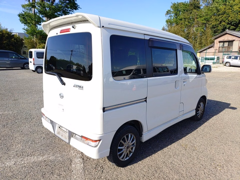 DAIHATSU ATRAI